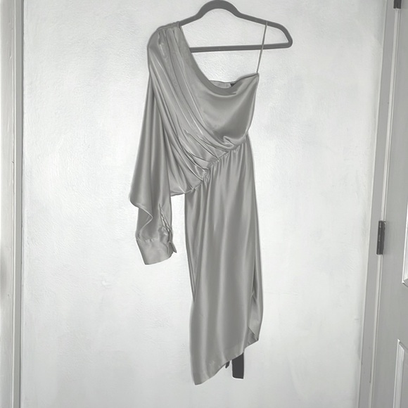 Retrofete Silver Silk Asymmetrical Ruched Neva Dress. Size XS - Picture 4 of 15